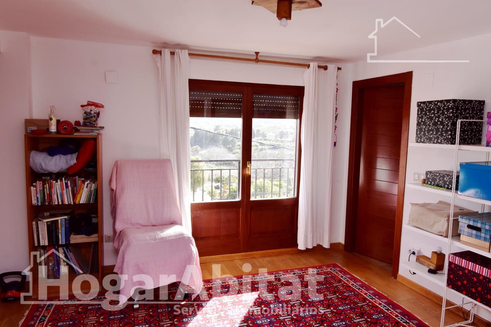 6 bedroom Villa for sale in Picassent with pool garage - € 330,000 (Ref: 9797173)