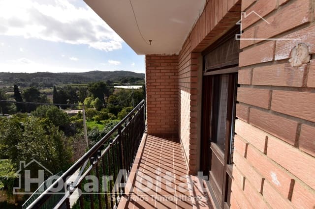 6 bedroom Villa for sale in Picassent with pool garage - € 330,000 (Ref: 9797173)