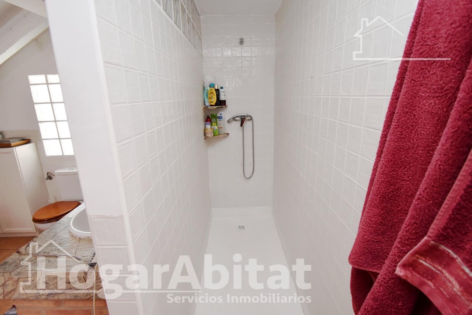 6 bedroom Villa for sale in Picassent with pool garage - € 330,000 (Ref: 9797173)