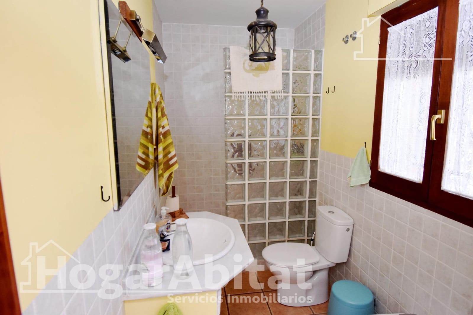 6 bedroom Villa for sale in Picassent with pool garage - € 330,000 (Ref: 9797173)