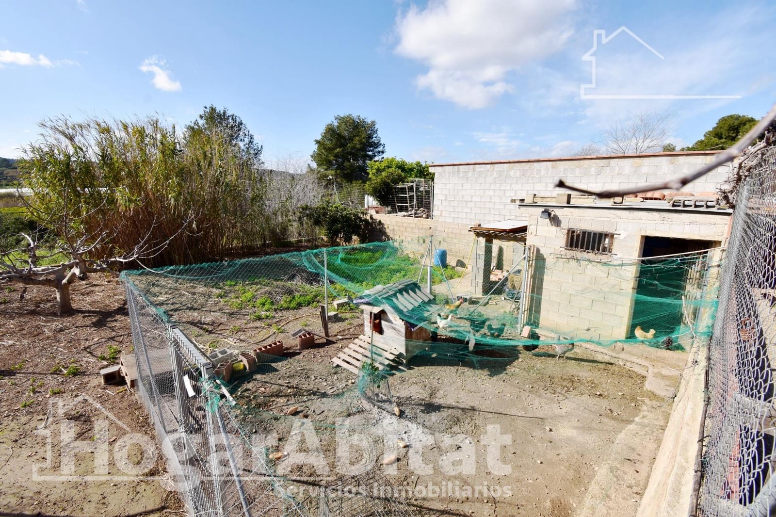 6 bedroom Villa for sale in Picassent with pool garage - € 330,000 (Ref: 9797173)