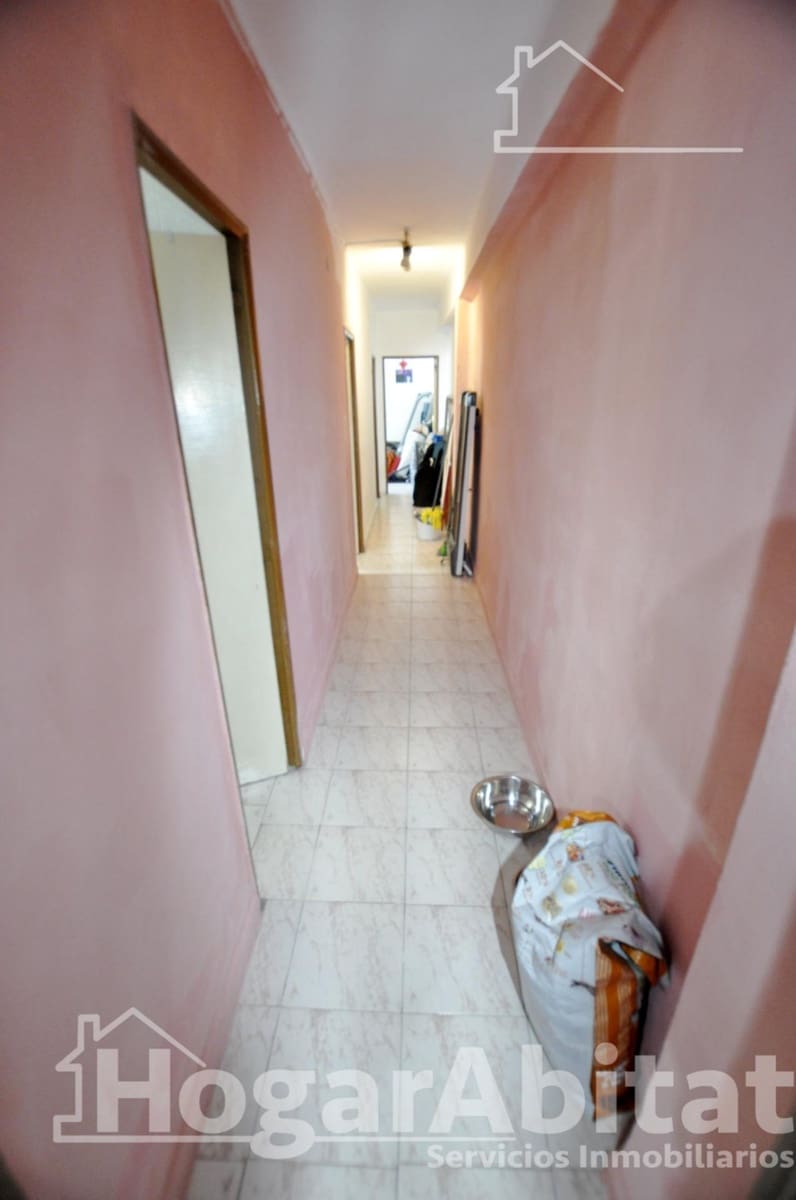 Piso de 3 habitaciones en Xirivella en venta - 160.000 € (Ref: 9797176)