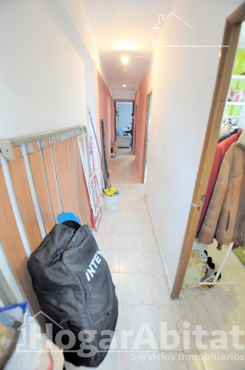 Piso de 3 habitaciones en Xirivella en venta - 160.000 € (Ref: 9797176)