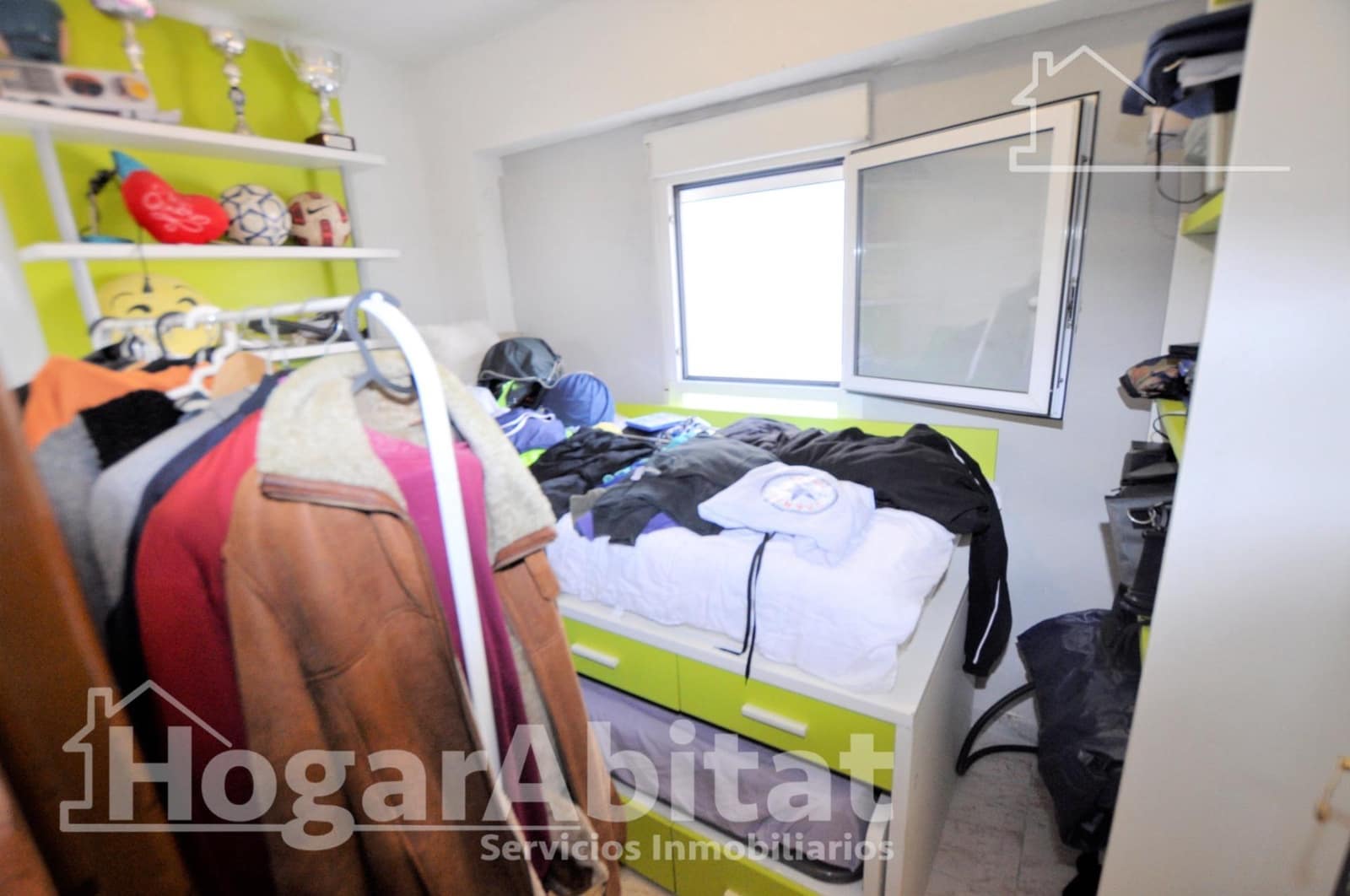 Piso de 3 habitaciones en Xirivella en venta - 160.000 € (Ref: 9797176)