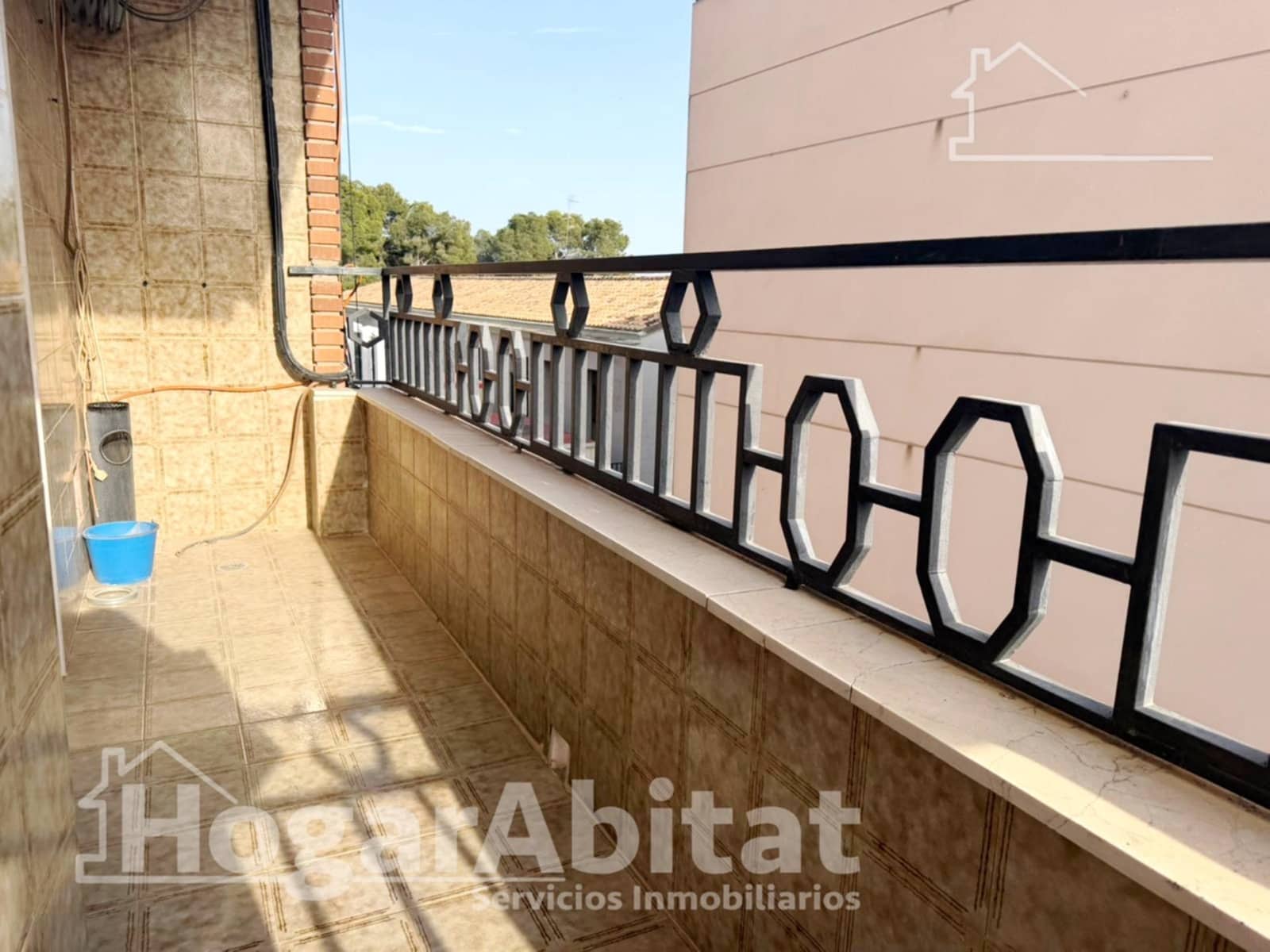 Piso de 3 habitaciones en Benaguasil en venta - 190.000 € (Ref: 9797177)