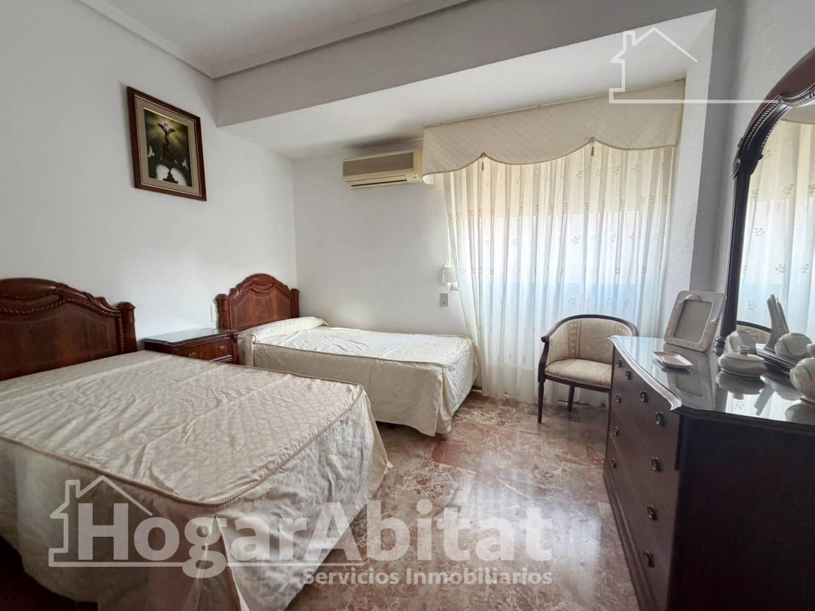 Piso de 3 habitaciones en Benaguasil en venta - 190.000 € (Ref: 9797177)