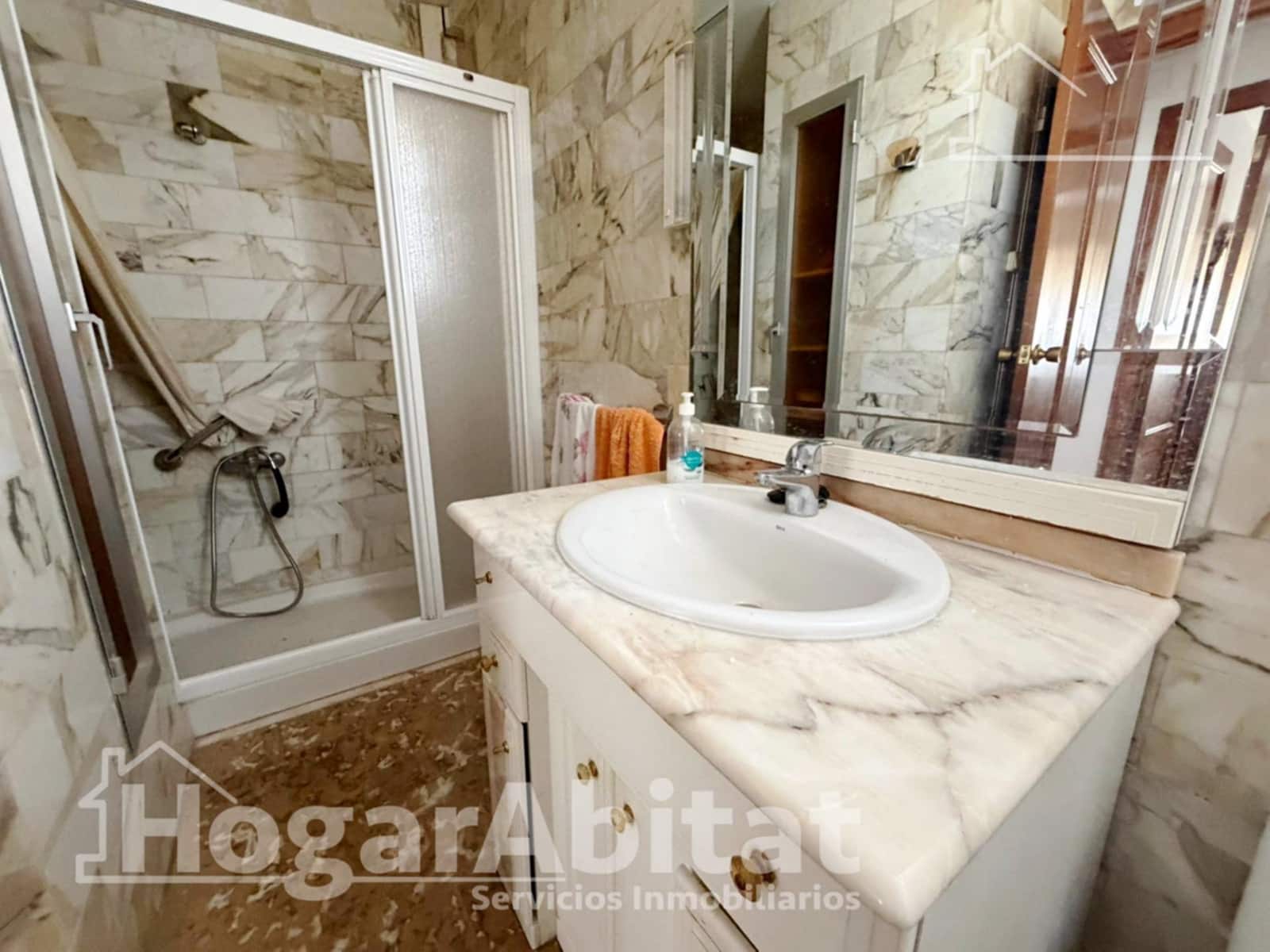 Piso de 3 habitaciones en Benaguasil en venta - 190.000 € (Ref: 9797177)