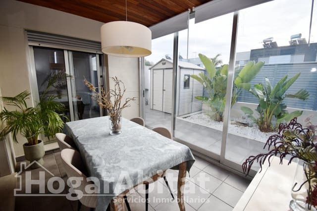 4 soveværelse Rækkehus til salg i Burriana / Borriana med swimmingpool garage - € 450.000 (Ref: 9797180)