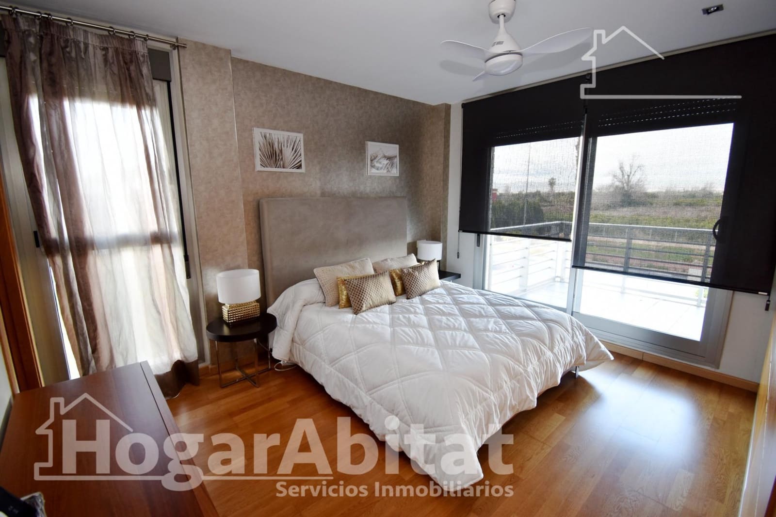 4 chambre Villa/Maison Mitoyenne à vendre à Burriana / Borriana avec piscine garage - 450 000 € (Ref: 9797180)