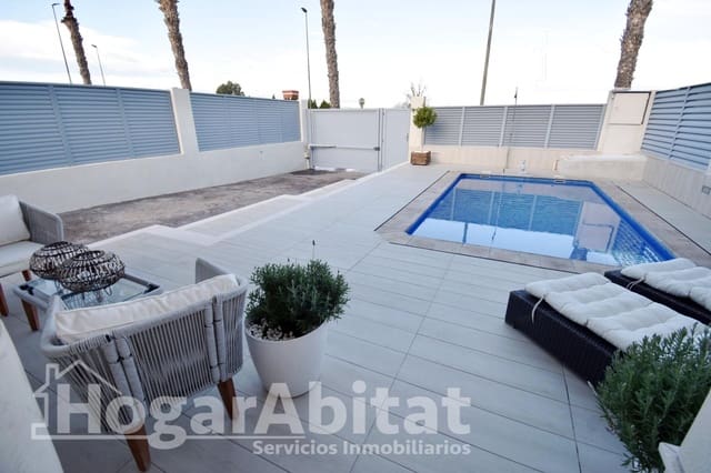 4 soveværelse Rækkehus til salg i Burriana / Borriana med swimmingpool garage - € 450.000 (Ref: 9797180)