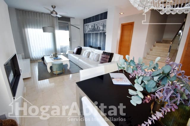 4 soveværelse Rækkehus til salg i Burriana / Borriana med swimmingpool garage - € 450.000 (Ref: 9797180)