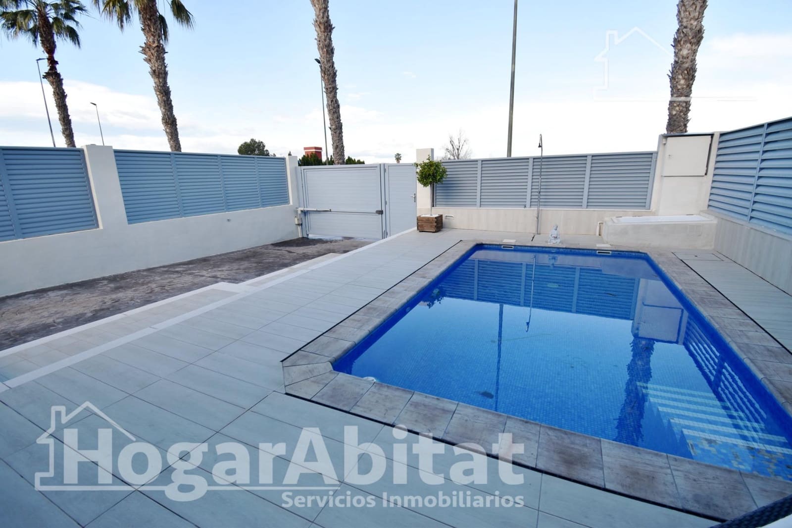 4 chambre Villa/Maison Mitoyenne à vendre à Burriana / Borriana avec piscine garage - 450 000 € (Ref: 9797180)