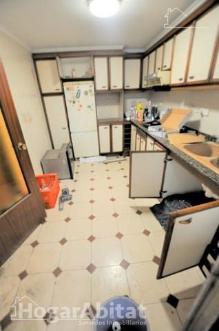 4 makuuhuone Asunto myytävänä paikassa Mislata - 260 000 € (Ref: 9797182)