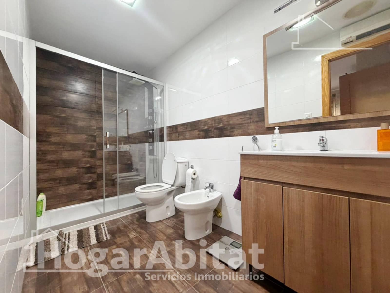 Piso de 4 habitaciones en Benaguasil en venta con garaje - 220.000 € (Ref: 9797185)