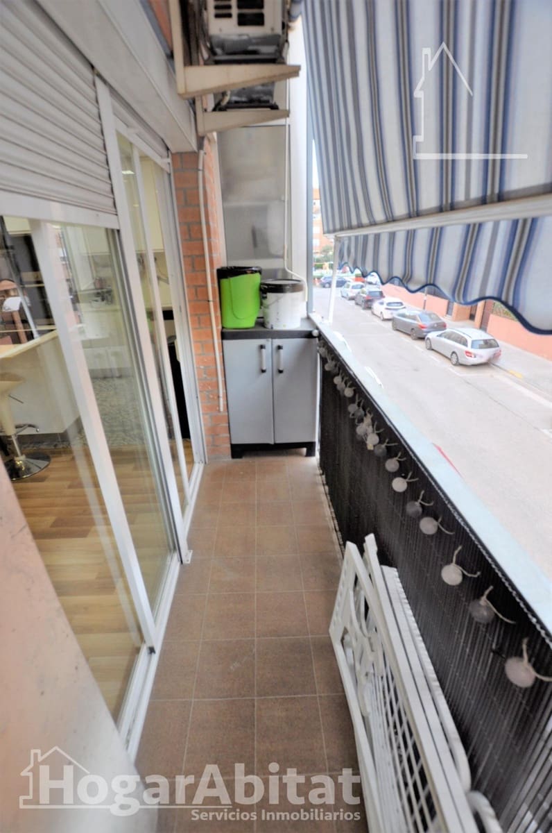 3 bedroom Flat for sale in Alaquas with garage - € 215,000 (Ref: 9797186)