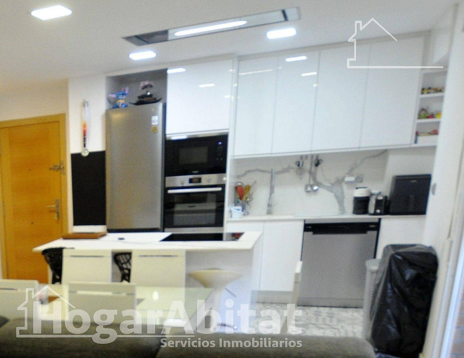 3 bedroom Flat for sale in Alaquas with garage - € 215,000 (Ref: 9797186)