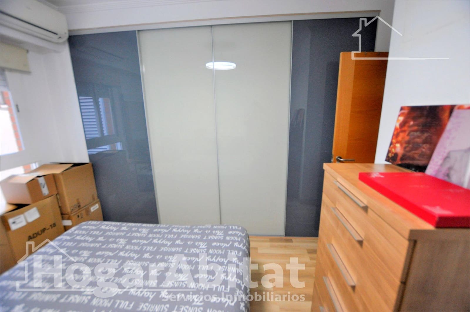 3 bedroom Flat for sale in Alaquas with garage - € 215,000 (Ref: 9797186)