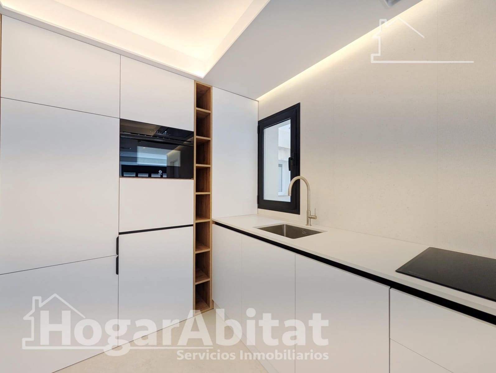 2 slaapkamer Flat te koop in Alicante stad - € 420.000 (Ref: 9797189)