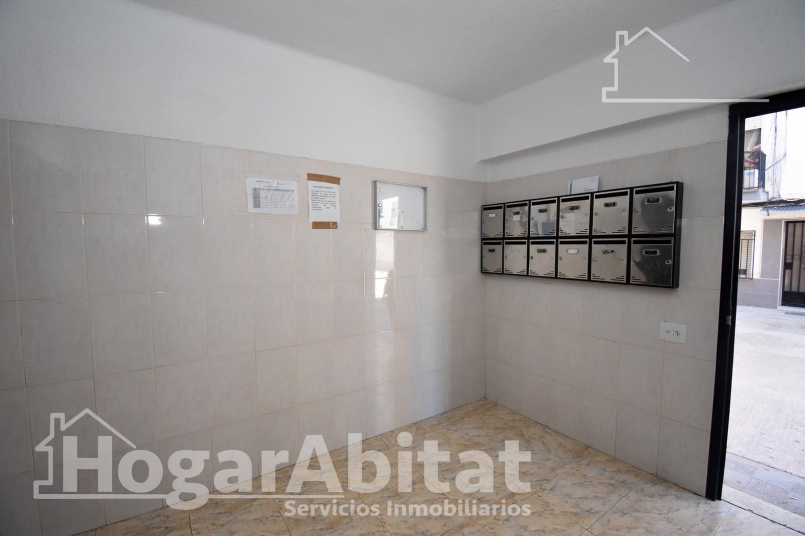 3 soveværelse Lejlighed til salg i Castello de la Plana - € 89.000 (Ref: 9797191)