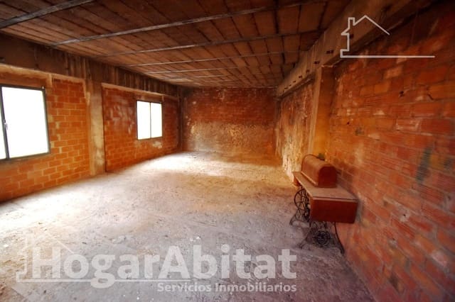 4 slaapkamer Huis te koop in Vila-real - € 110.000 (Ref: 9797207)