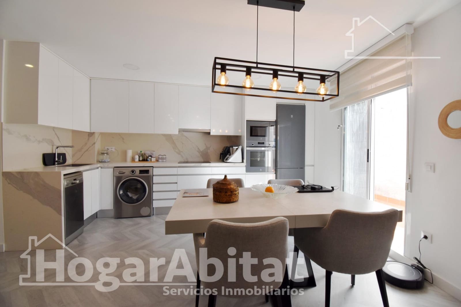 2 makuuhuone Asunto myytävänä paikassa Oliva - 135 000 € (Ref: 9799321)