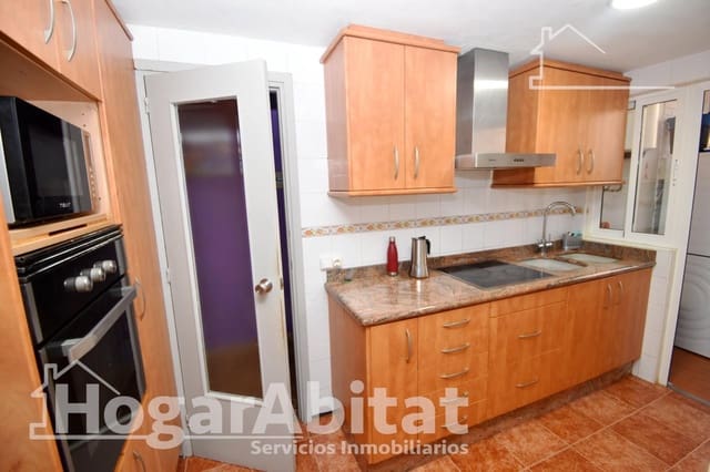 3 bedroom Flat for sale in Alginet - € 98,000 (Ref: 9799327)