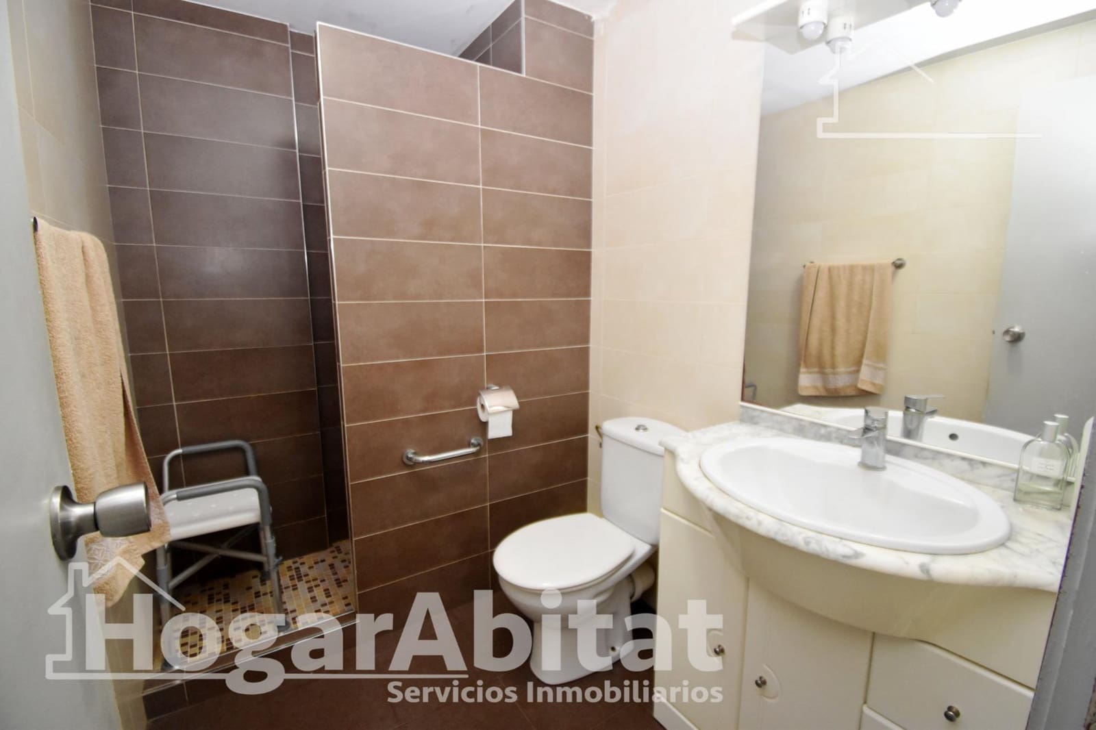 3 bedroom Flat for sale in Alginet - € 98,000 (Ref: 9799327)