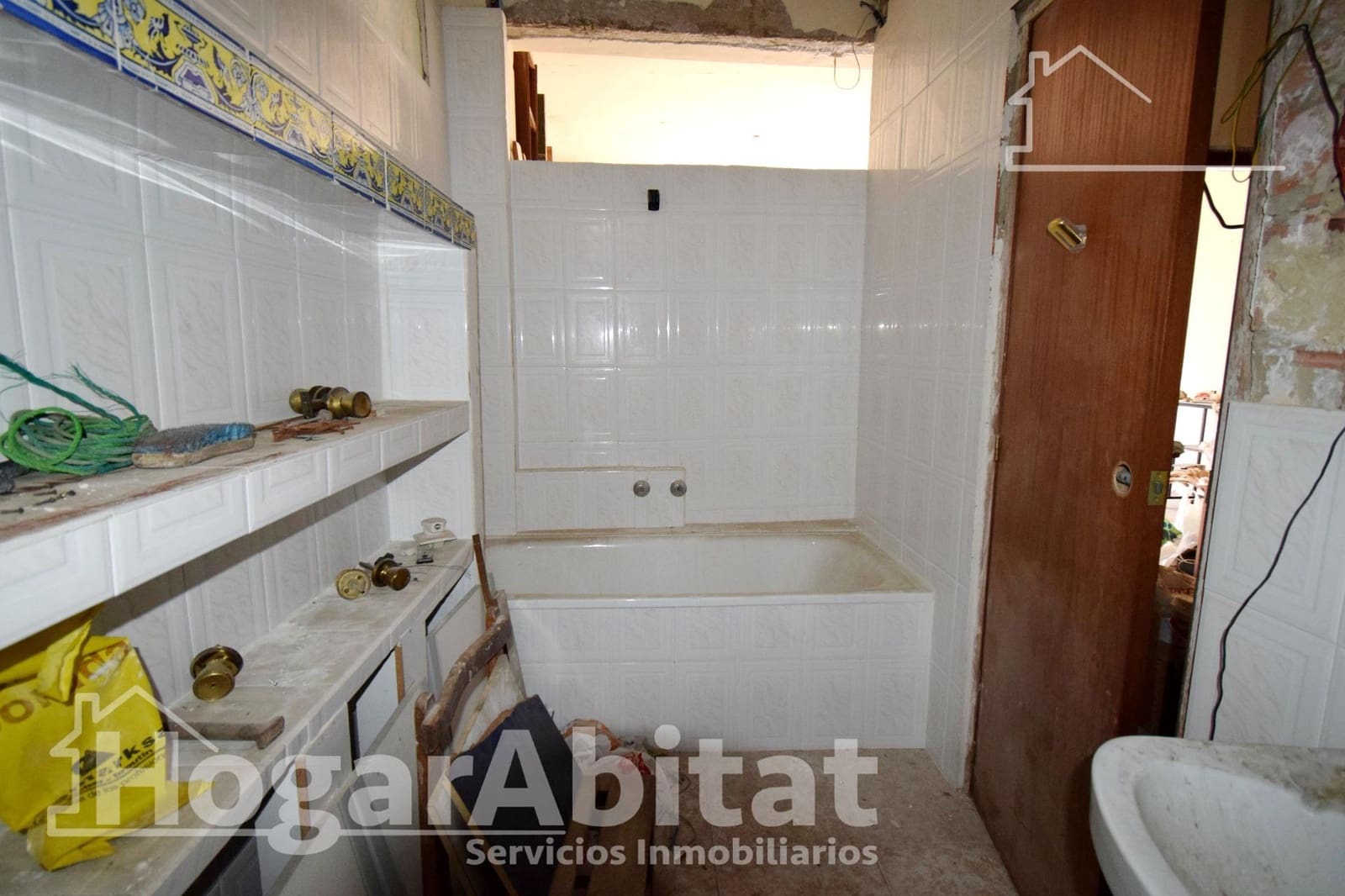 2 bedroom Flat for sale in Algemesi - € 100,000 (Ref: 9799338)