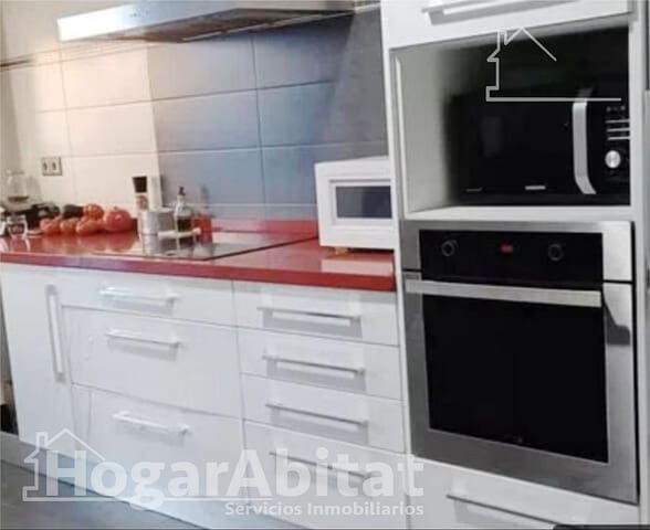4 camera da letto Villetta a Schiera in vendita in Polinyà de Xúquer con garage - 225.000 € (Rif: 9799341)