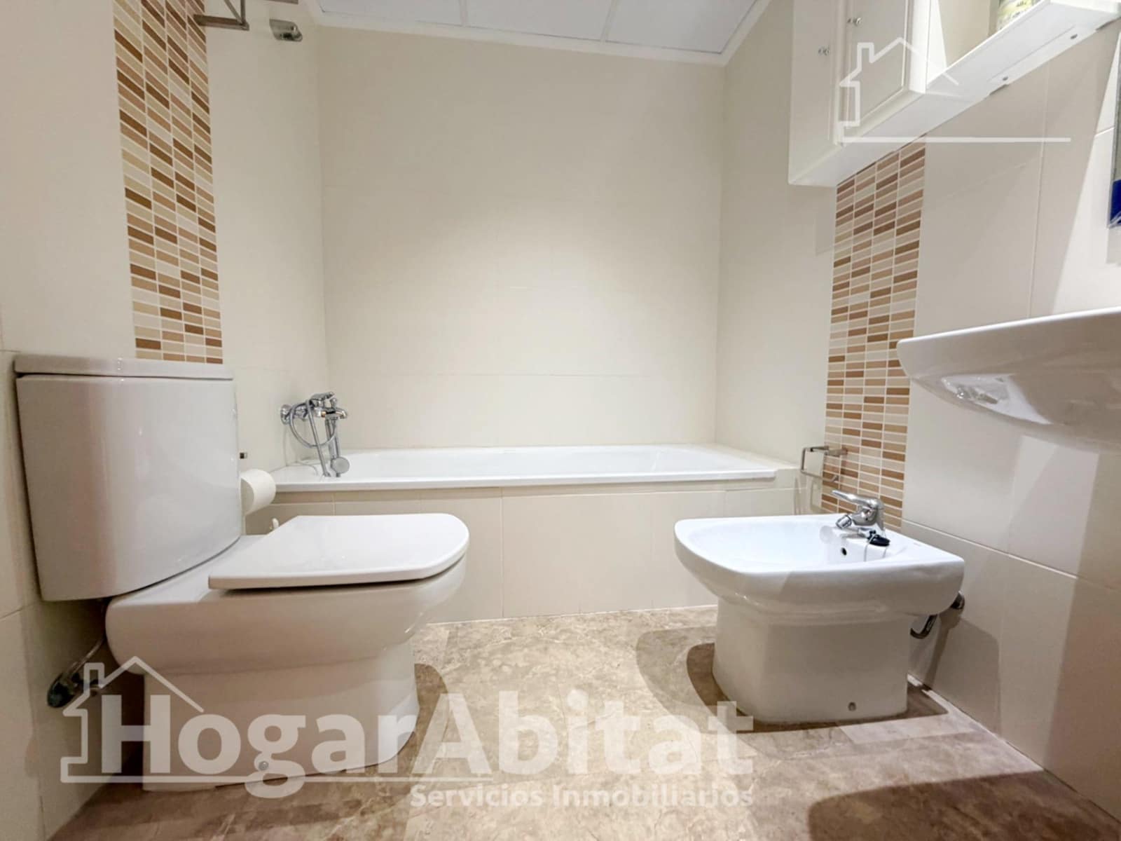 Adosado de 4 habitaciones en Sagunto / Sagunt en venta con garaje - 350.000 € (Ref: 9799344)