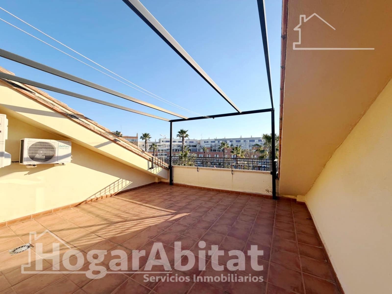 4 soverom Rekkehus til salgs i Sagunto / Sagunt med garasje - € 350 000 (Ref: 9799344)