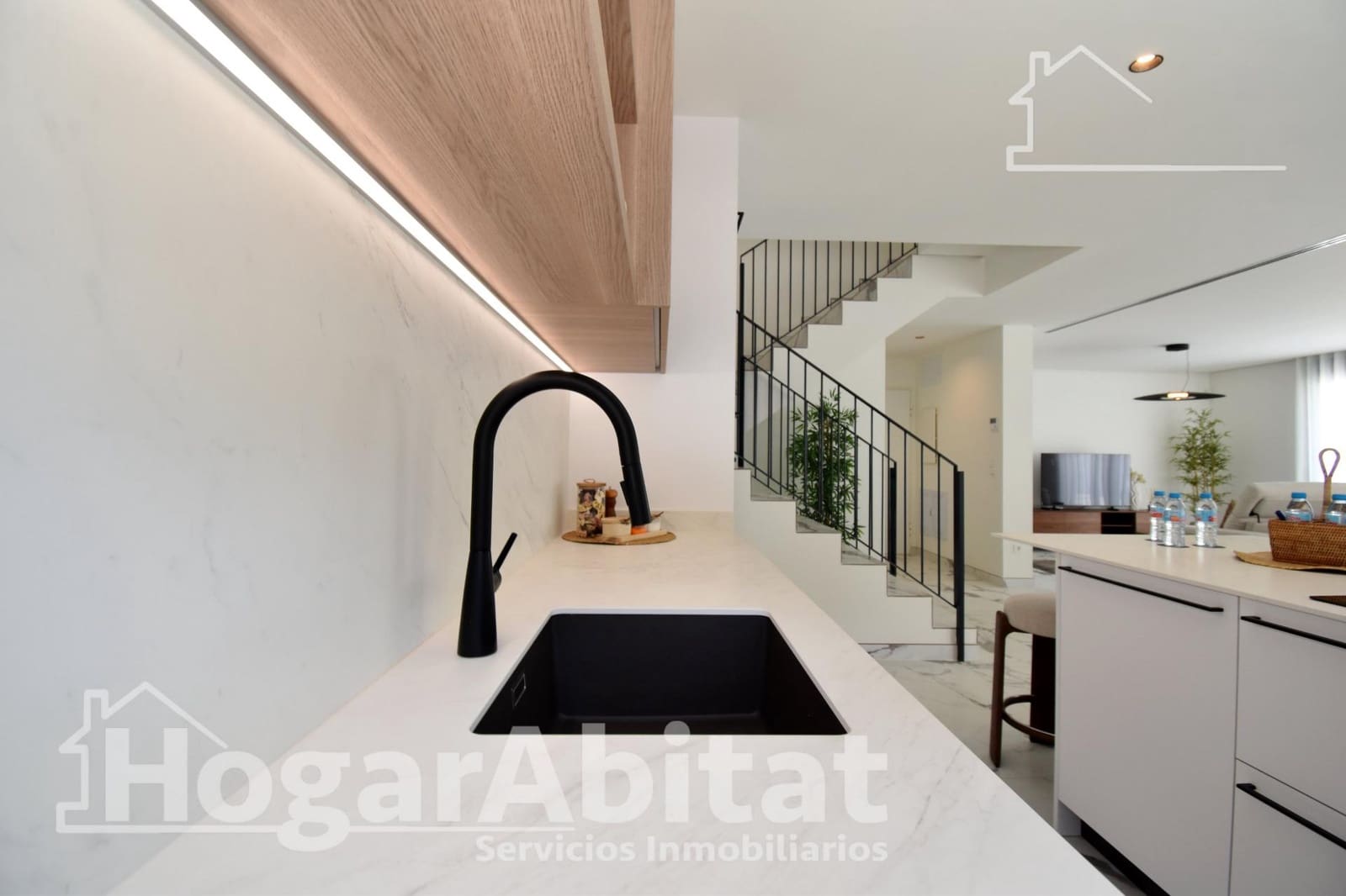 3 quarto Moradia para venda em Denia com piscina garagem - 675 000 € (Ref: 9799346)