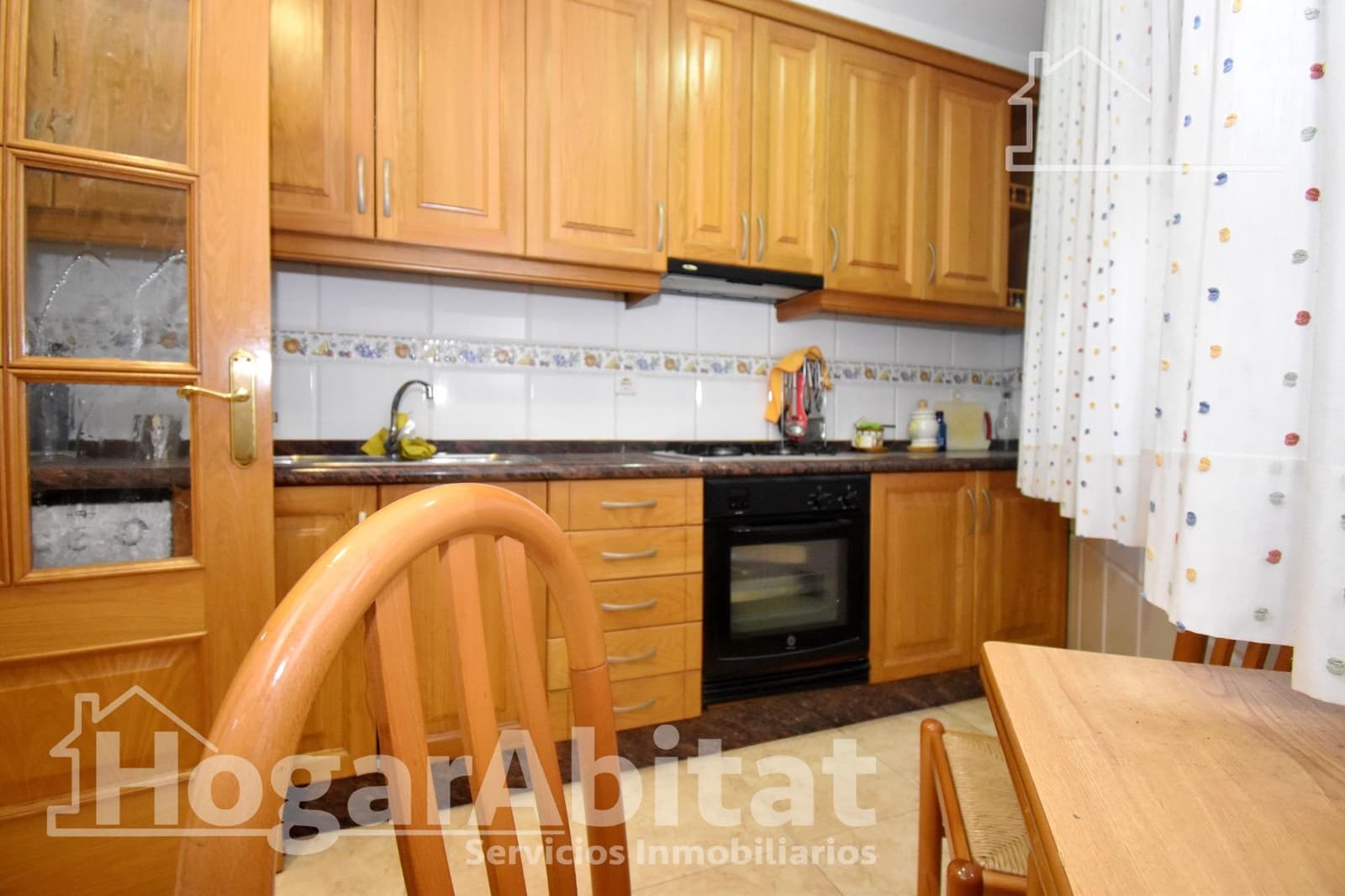 3 bedroom Flat for sale in Castello de la Plana - € 121,000 (Ref: 9804325)
