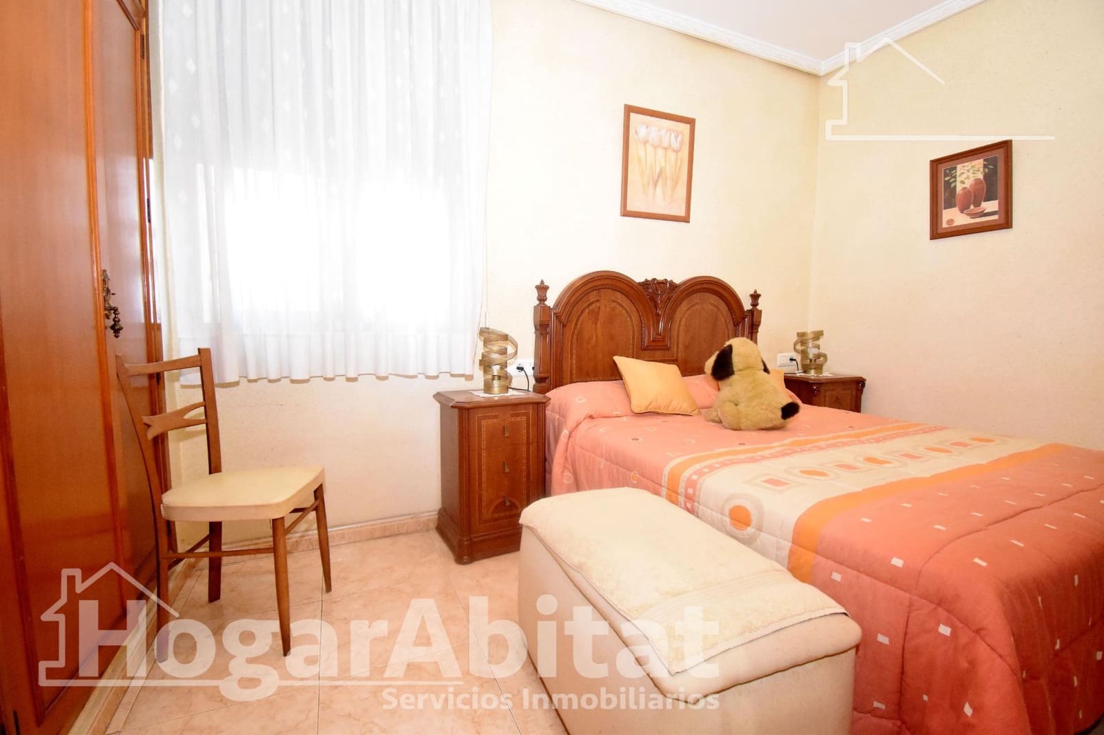 3 bedroom Flat for sale in Castello de la Plana - € 121,000 (Ref: 9804325)