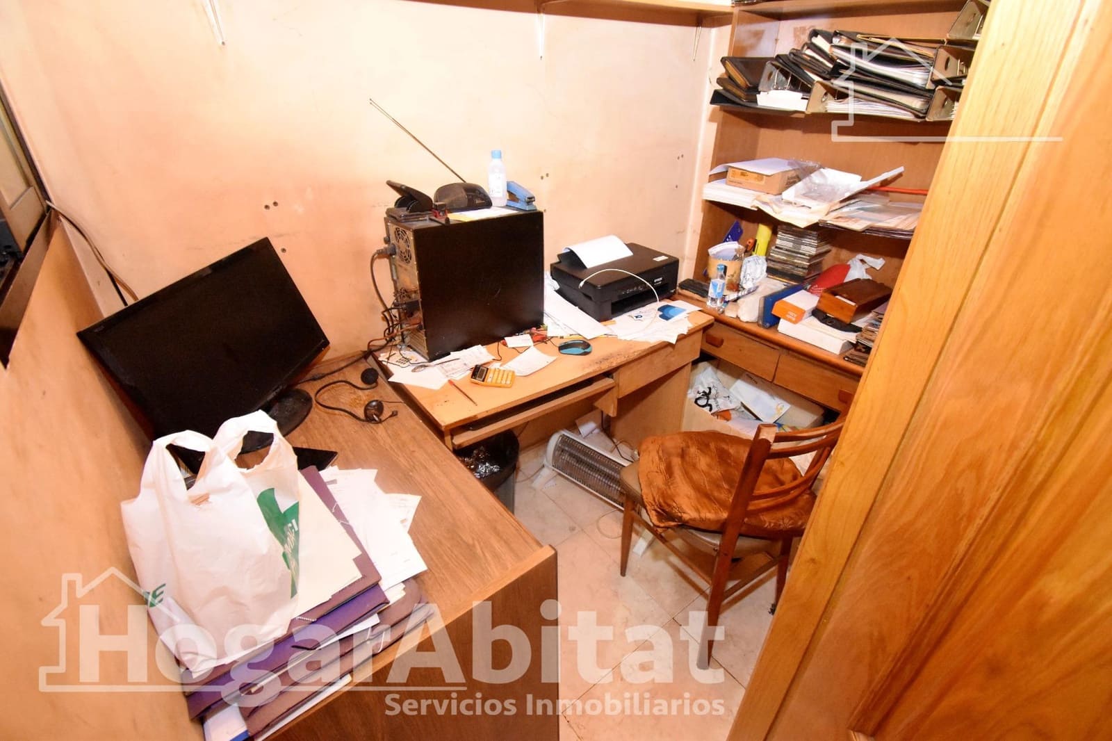 3 bedroom Flat for sale in Castello de la Plana - € 121,000 (Ref: 9804325)