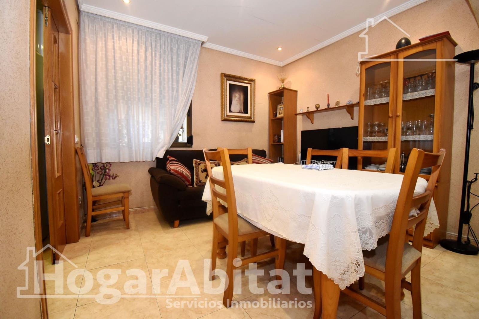 3 bedroom Flat for sale in Castello de la Plana - € 121,000 (Ref: 9804325)
