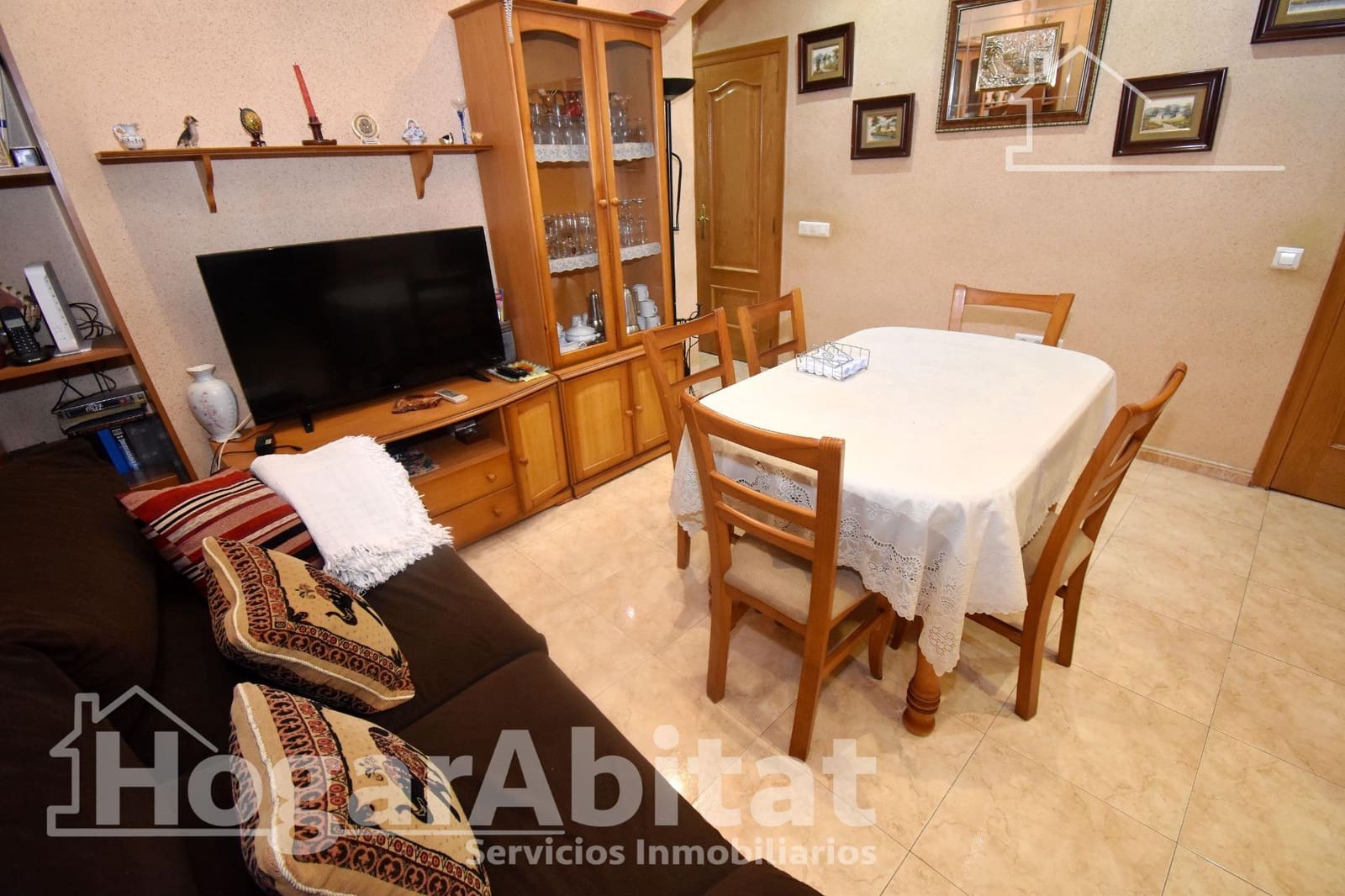 3 bedroom Flat for sale in Castello de la Plana - € 121,000 (Ref: 9804325)