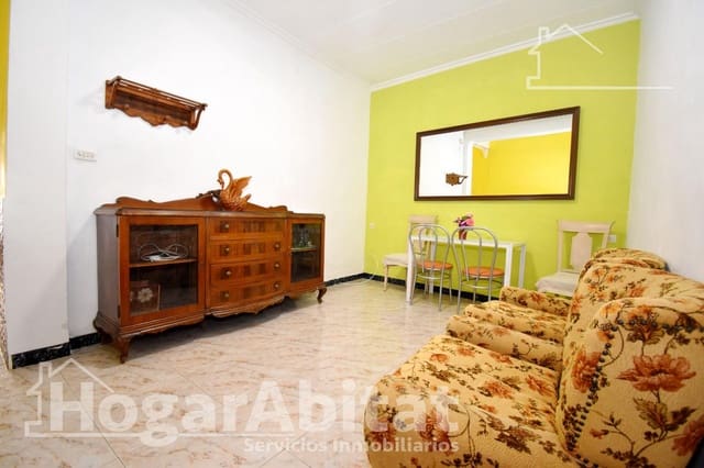 4 bedroom Flat for sale in Nules - € 120,000 (Ref: 9804332)