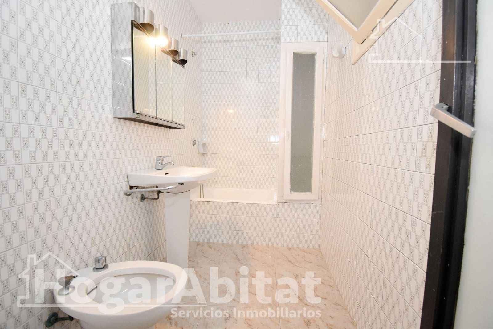 4 bedroom Flat for sale in Nules - € 120,000 (Ref: 9804332)