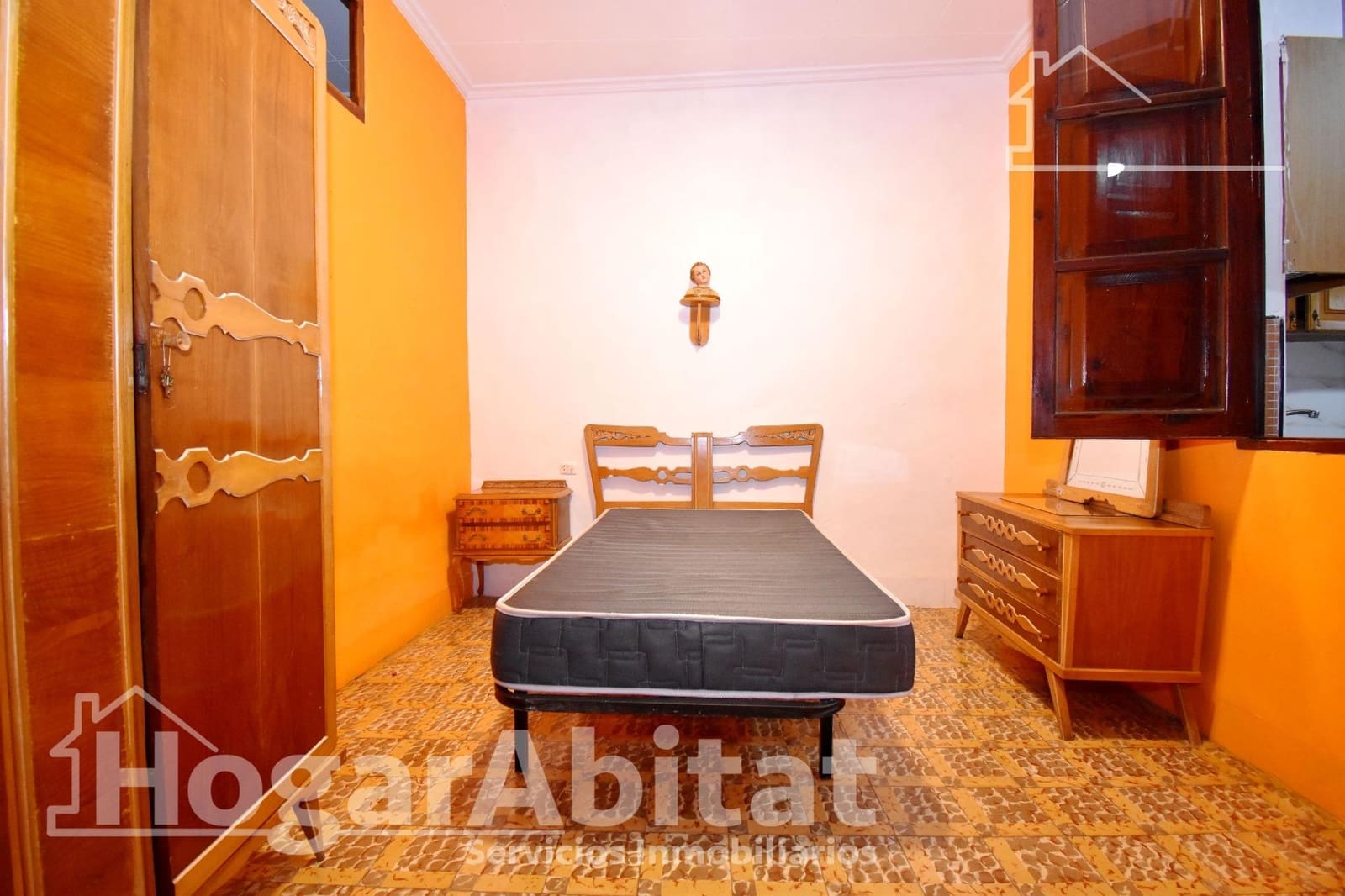 4 bedroom Flat for sale in Nules - € 120,000 (Ref: 9804332)