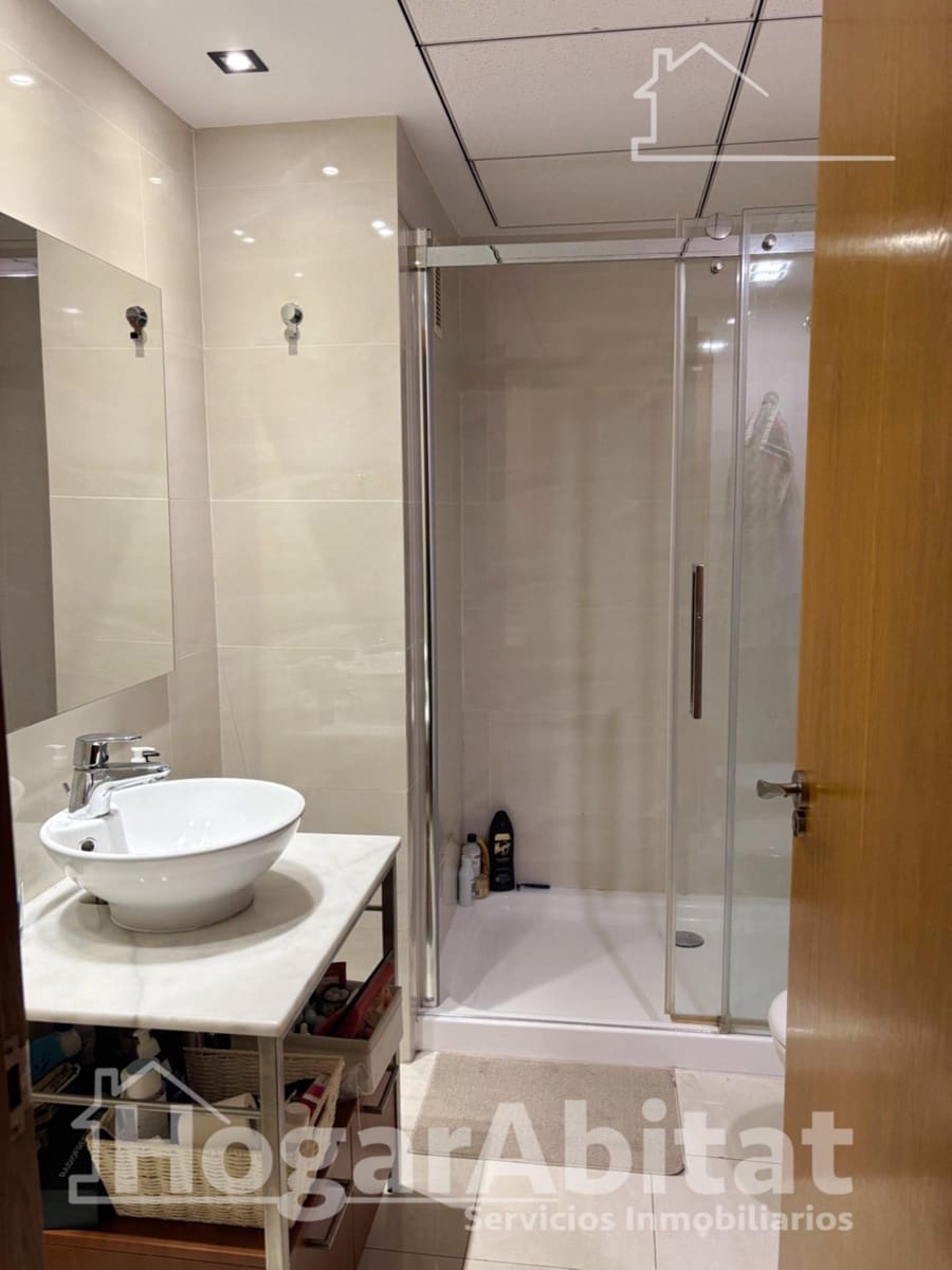 3 bedroom Flat for sale in Castello de la Plana with garage - € 340,000 (Ref: 9804333)