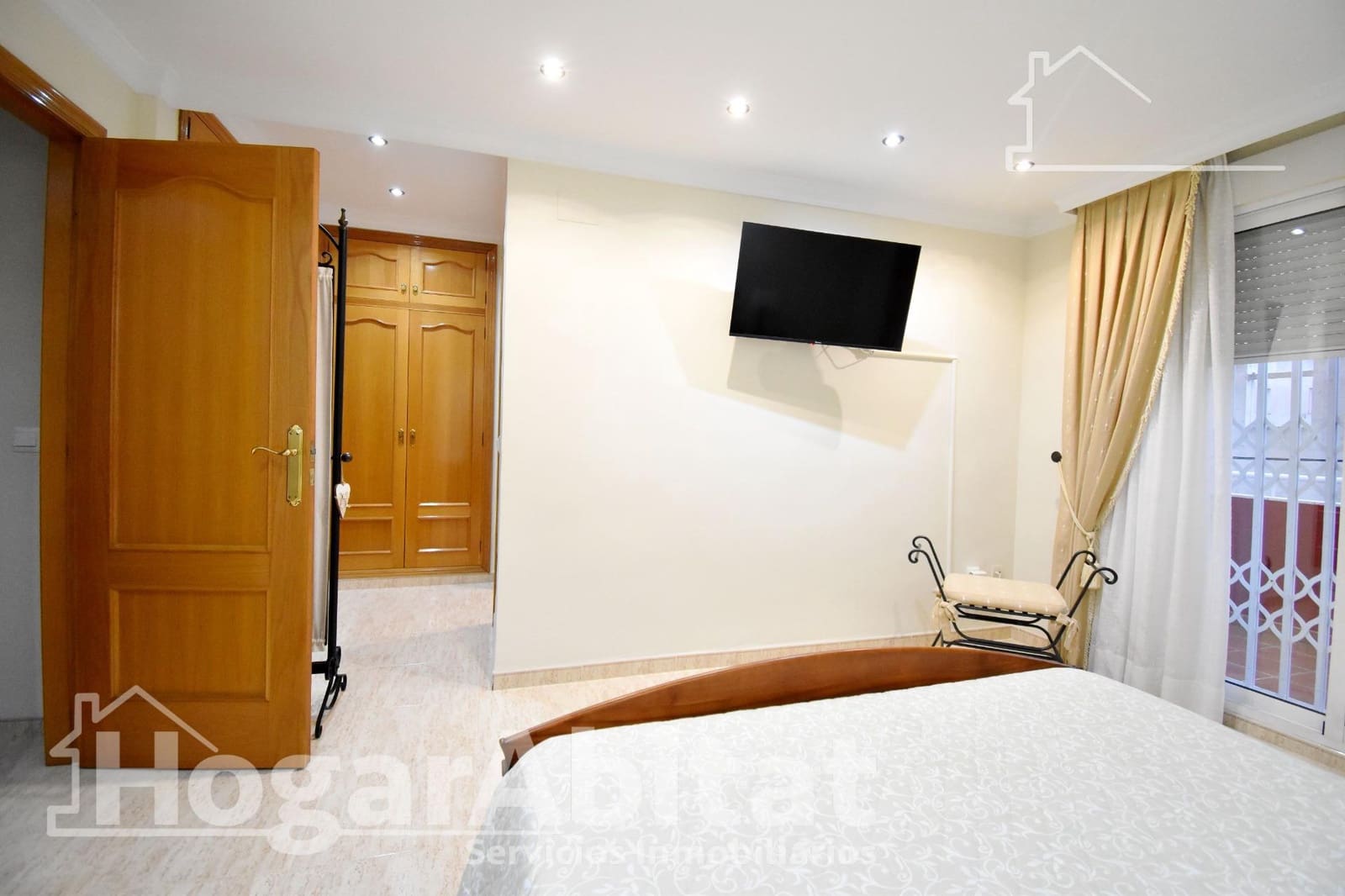 4 slaapkamer Rijtjeshuis te koop in Real de Gandia met garage - € 320.000 (Ref: 9804334)