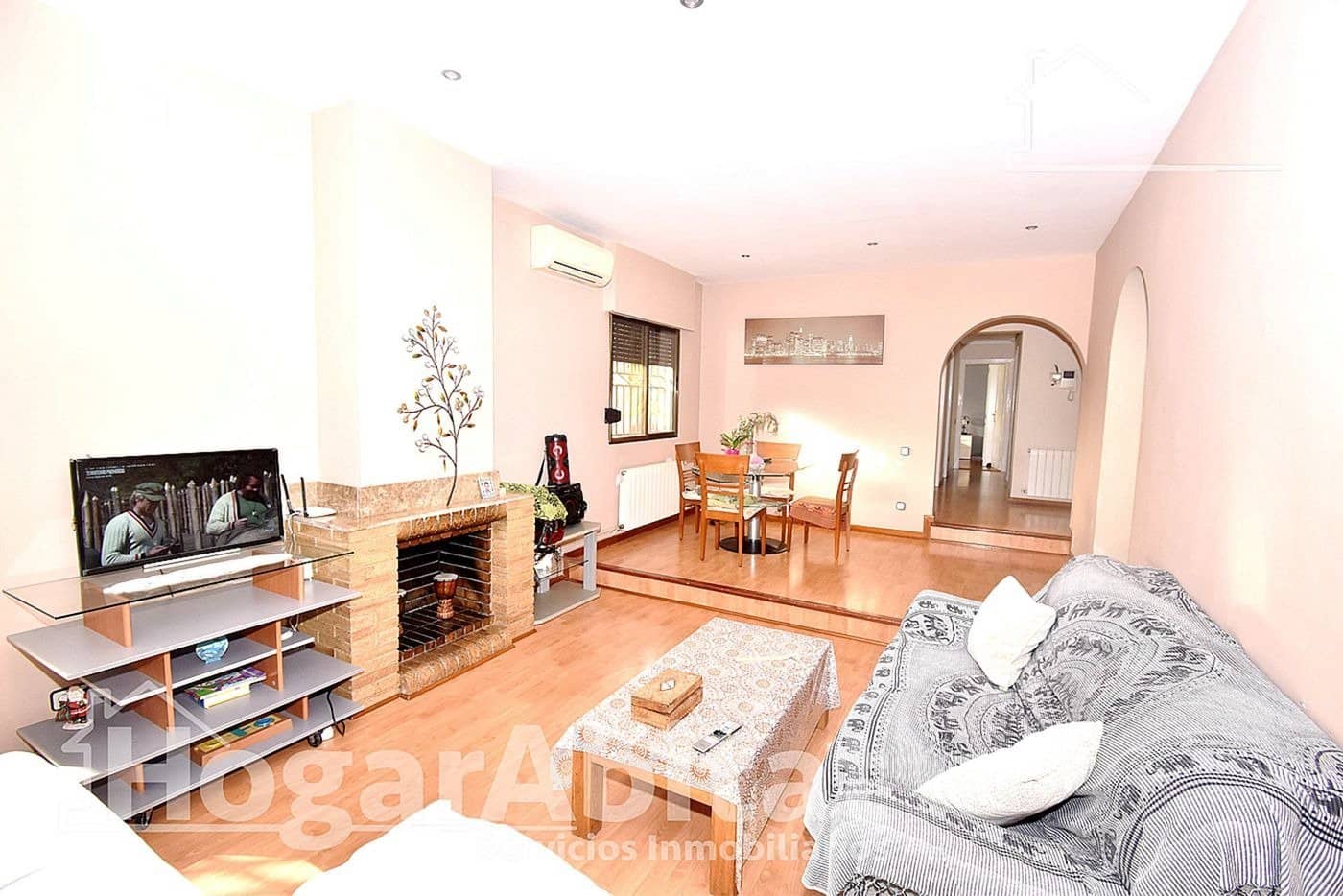 4 bedroom Villa for sale in Borriol with pool garage - € 280,000 (Ref: 9804336)