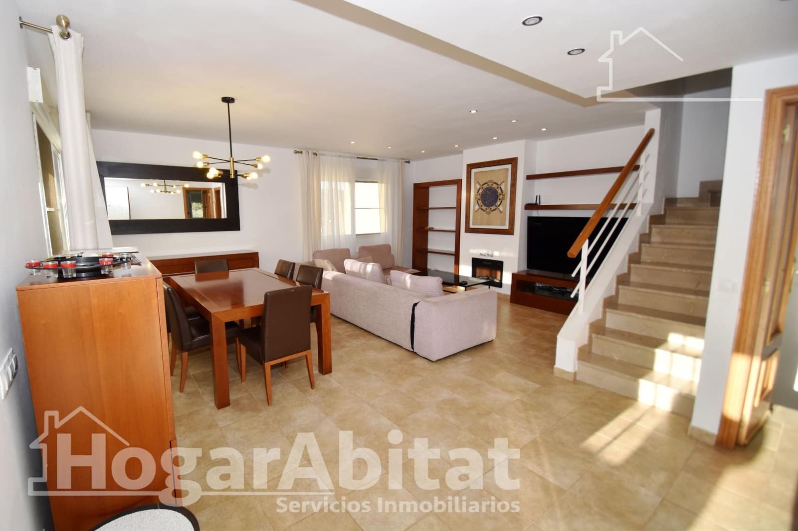 5 slaapkamer Villa te koop in Borriol met zwembad garage - € 390.000 (Ref: 9804337)