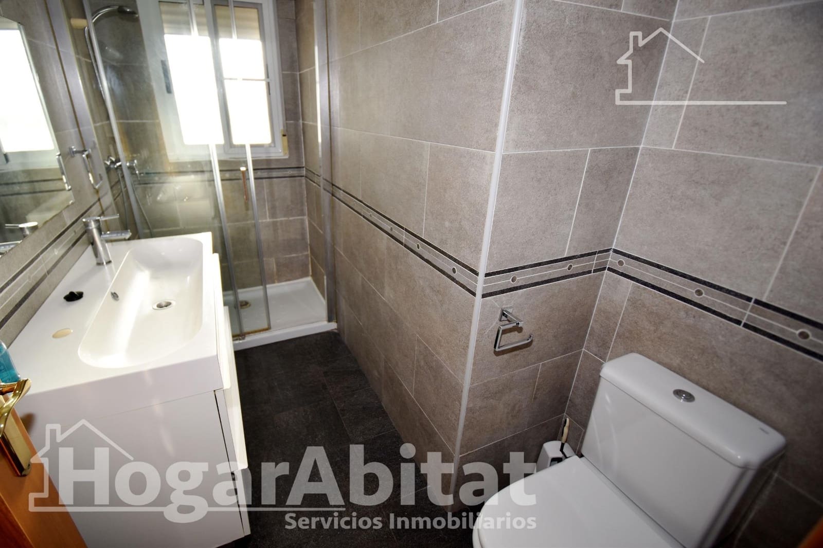 5 slaapkamer Villa te koop in Borriol met zwembad garage - € 390.000 (Ref: 9804337)