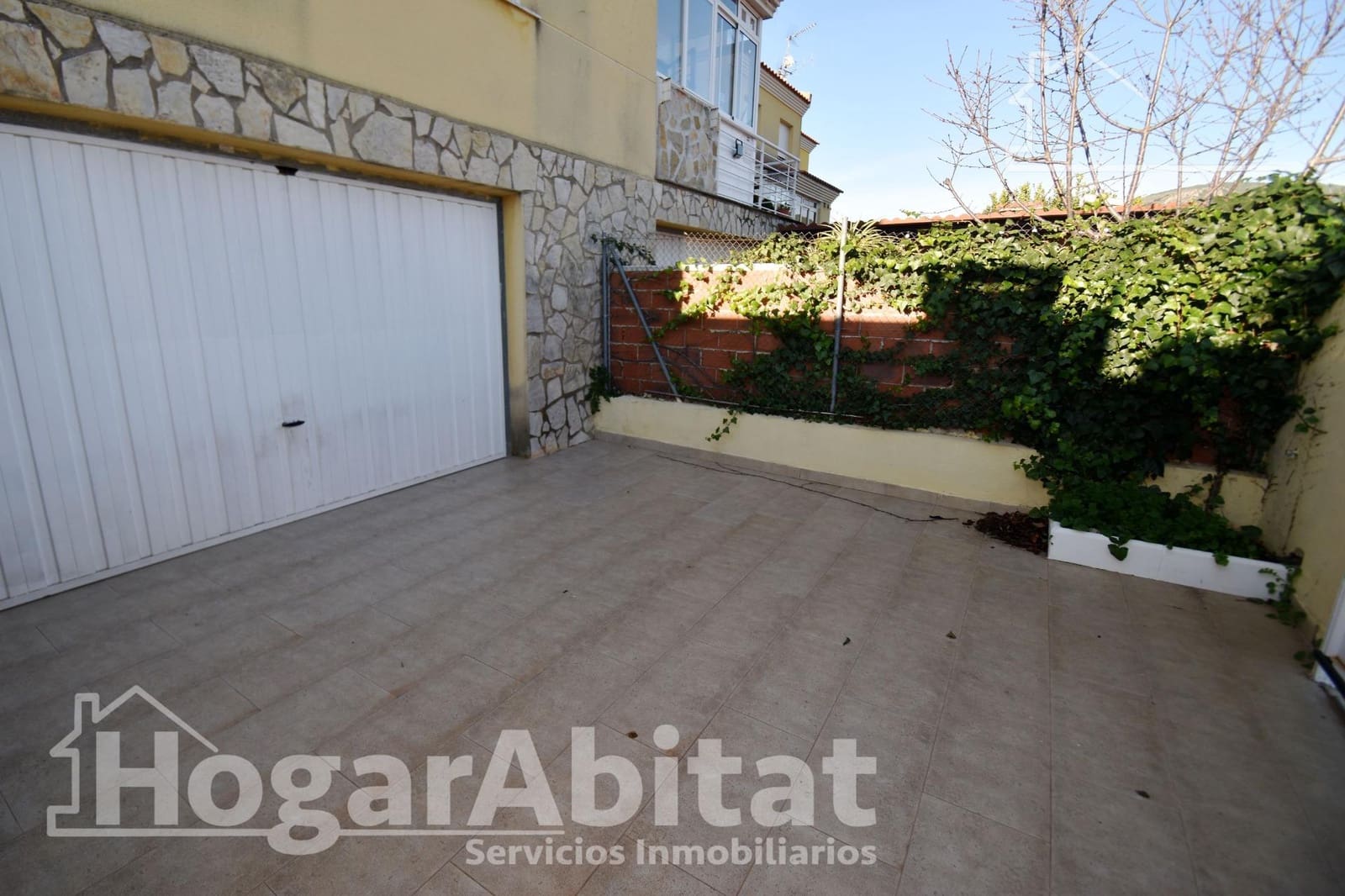 5 slaapkamer Villa te koop in Borriol met zwembad garage - € 390.000 (Ref: 9804337)