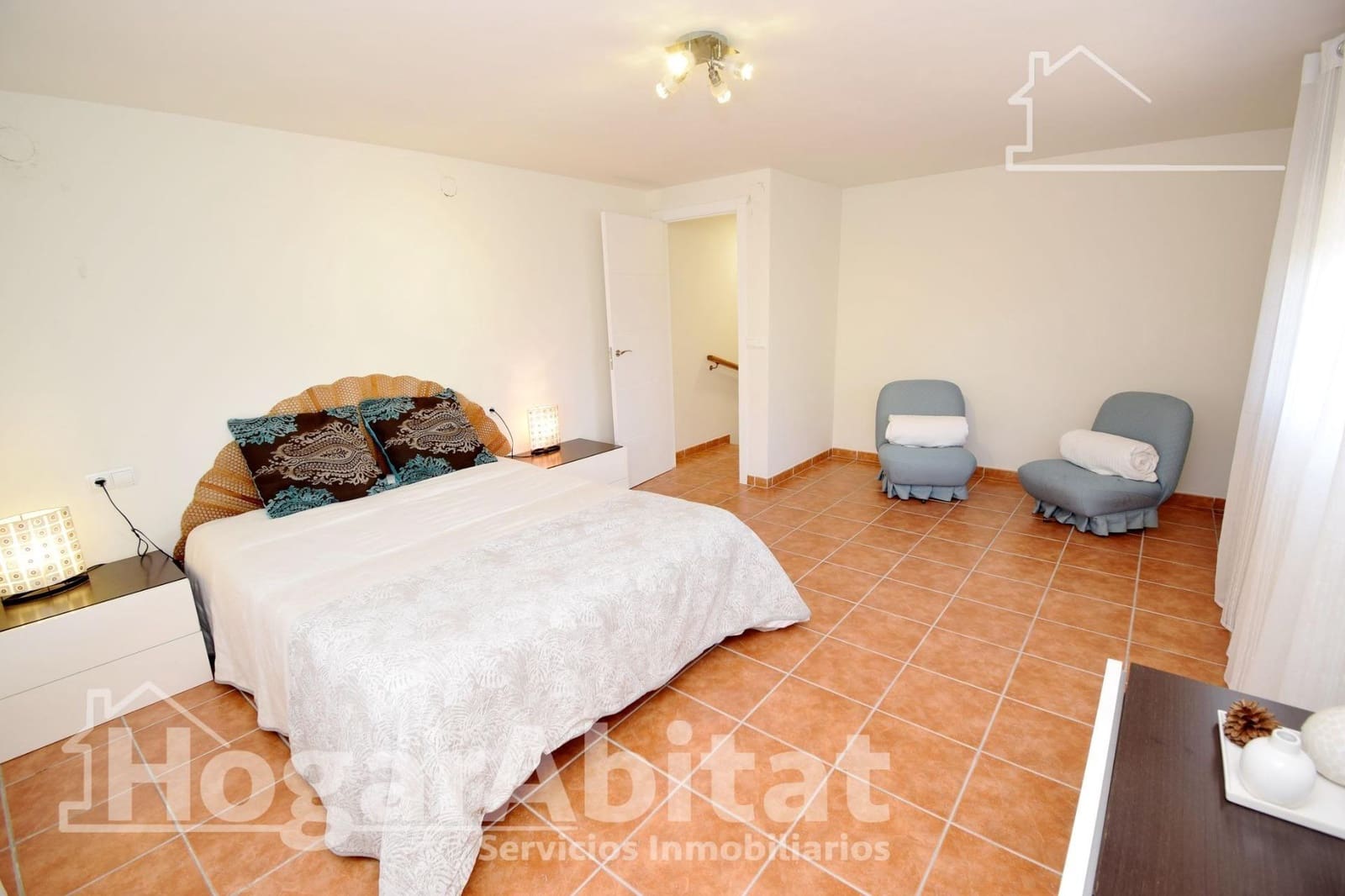 3 bedroom Villa for sale in Borriol with garage - € 370,000 (Ref: 9804338)