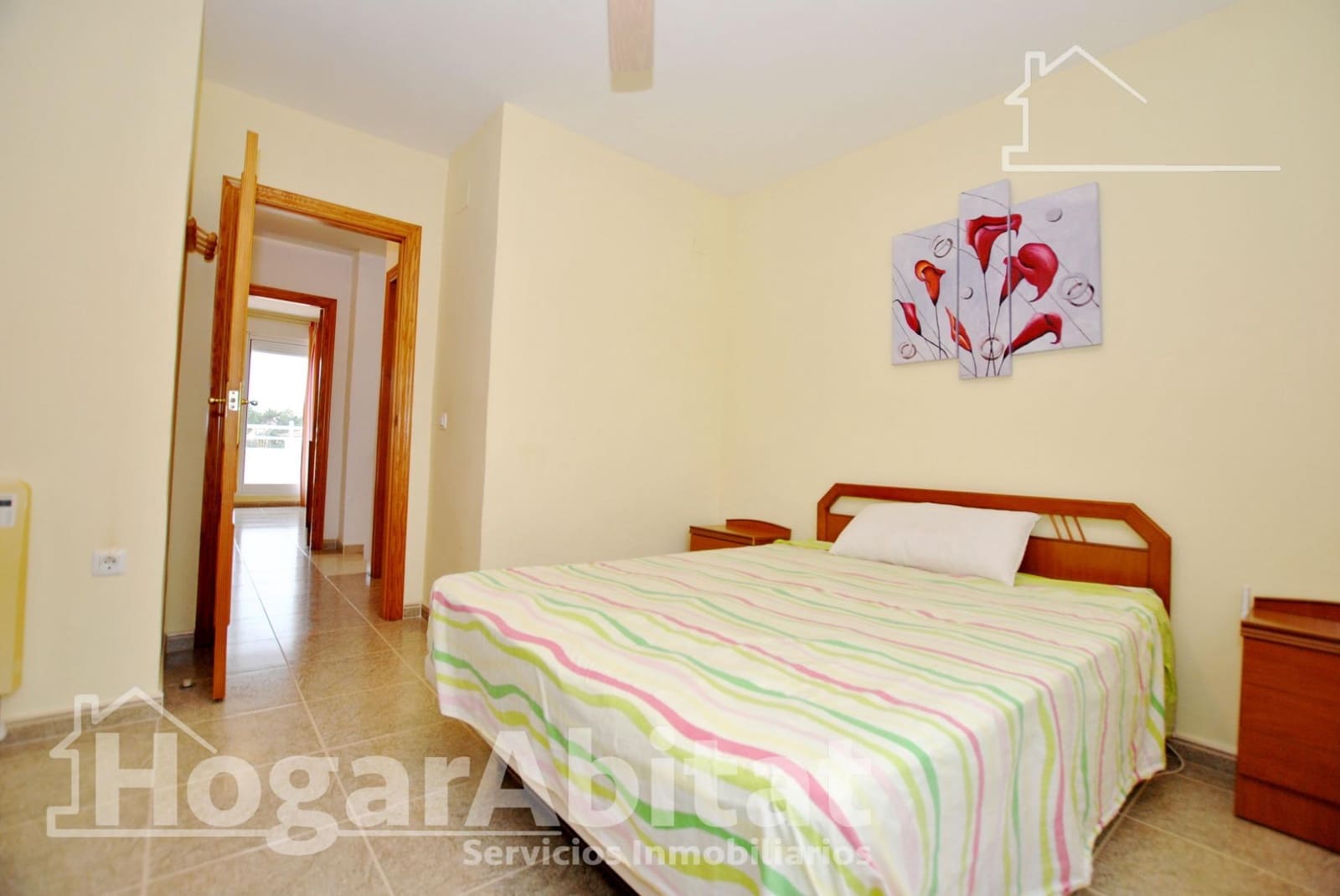 5 bedroom Villa for sale in Oliva with garage - € 380,000 (Ref: 9804339)