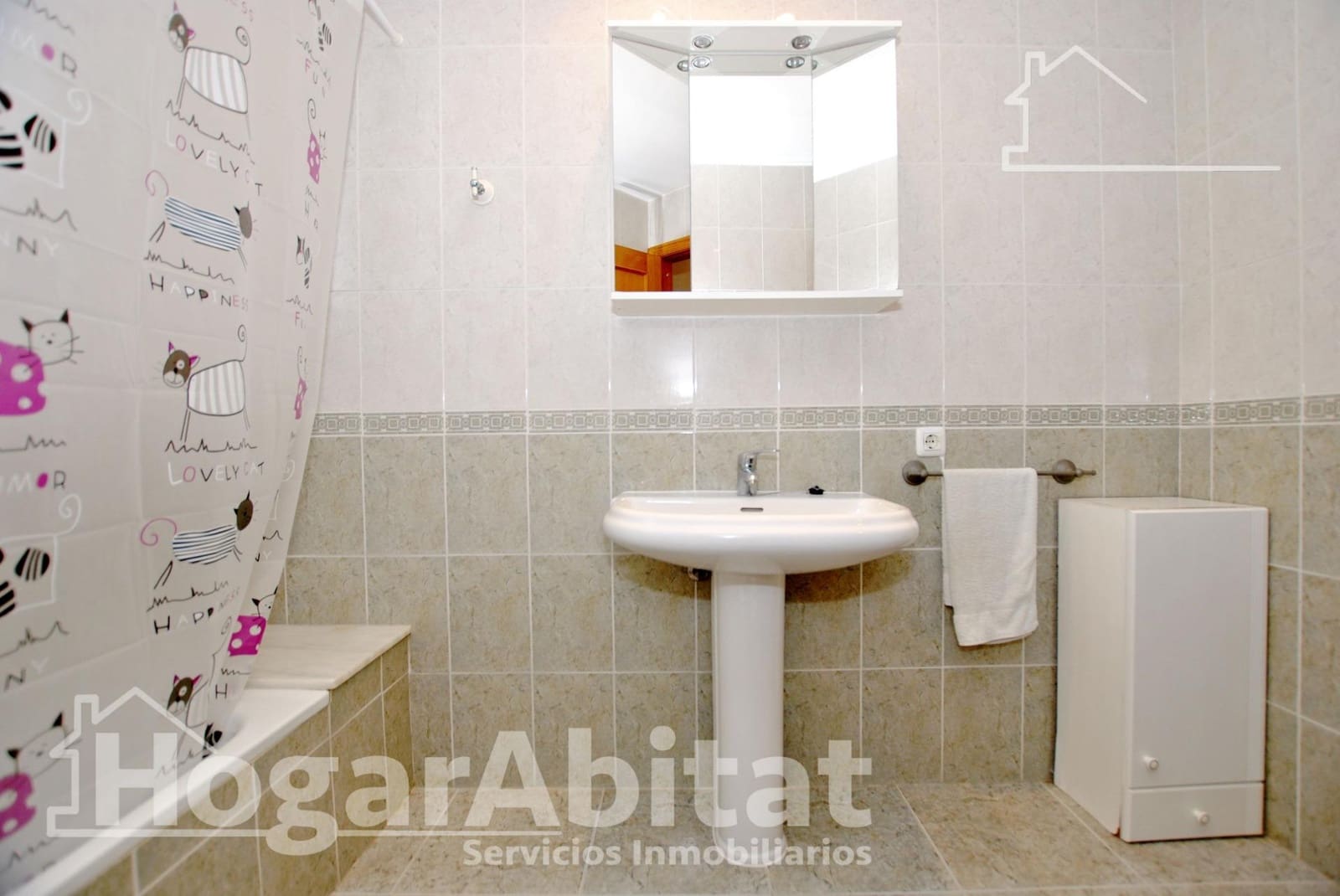 5 bedroom Villa for sale in Oliva with garage - € 380,000 (Ref: 9804339)