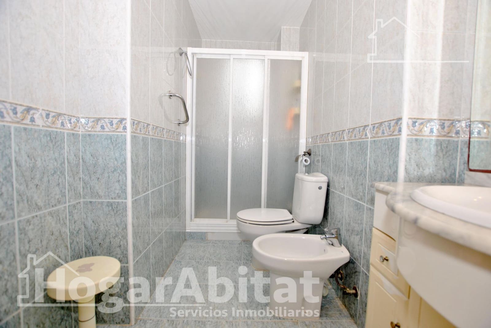 5 bedroom Villa for sale in Oliva with garage - € 380,000 (Ref: 9804339)